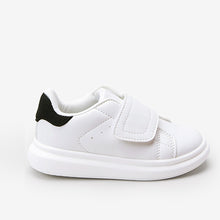 Load image into Gallery viewer, White Chunky Trainers (Younger Boys)
