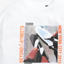 Load image into Gallery viewer, SKATER PLACEMENT TEE - Allsport
