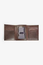 Load image into Gallery viewer, BROWN LEATHER TRIFOLD WALLET - Allsport
