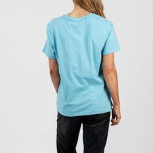 Load image into Gallery viewer, Classics Logo Milky Blue T-SHIRT - Allsport
