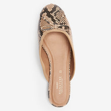 Load image into Gallery viewer, Camel Leather Signature Ballerina Mules - Allsport

