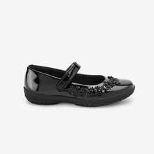 Load image into Gallery viewer, Black Patent School Flower Mary Jane Shoes (Older Girls)
