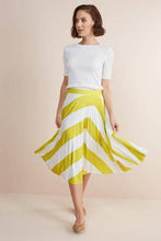 Load image into Gallery viewer, 917204 PLEAT SKIRT MG MELON 6 SKIRTS - Allsport
