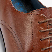 Load image into Gallery viewer, Tan Round Toe Leather Derby Shoes - Allsport
