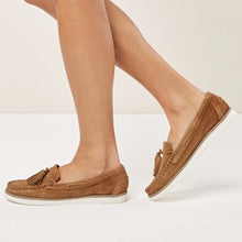 Load image into Gallery viewer, EVA MOCC TAN LOAFER - Allsport
