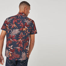 Load image into Gallery viewer, Burgundy Leaf Printed Short Sleeve Shirt
