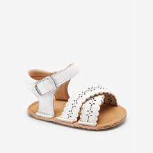 Load image into Gallery viewer, Leather Baby Sandals (0-18mths)
