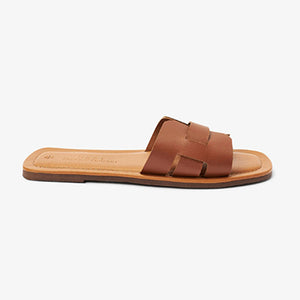 Tan Brown Forever Comfort® Leather Mule Flat Sandals