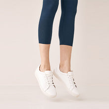 Load image into Gallery viewer, Navy Blue Cropped Leggings
