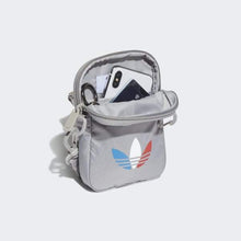 Load image into Gallery viewer, TRICOL FEST BAG - Allsport
