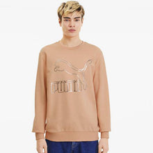 Load image into Gallery viewer, Classics Logo Crew TR Pink Sand - Allsport
