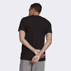 ESSENTIALS TEE - Allsport