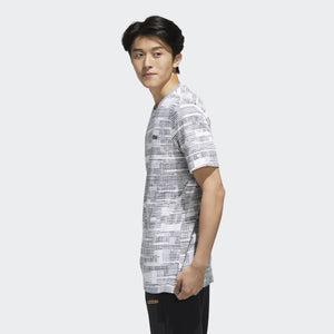 ESSENTIALS TEE - Allsport