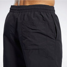Load image into Gallery viewer, TRAINING ESSENTIALS UTILITY SHORTS - Allsport
