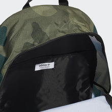 Load image into Gallery viewer, CAMO CLASSIC BACKPACK - Allsport
