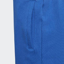 Load image into Gallery viewer, BIG TREFOIL SWEAT SHORTS - Allsport
