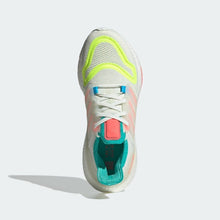 Load image into Gallery viewer, ULTRABOOST 22 SHOES - Allsport
