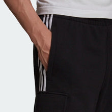 Load image into Gallery viewer, ADICOLOR CLASSICS 3-STRIPES CARGO SHORTS
