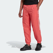 Load image into Gallery viewer, ADICOLOR CLASSICS LOCK-UP TREFOIL TRACKSUIT BOTTOMS
