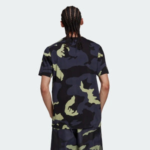 GRAPHICS CAMO T-SHIRT - Allsport