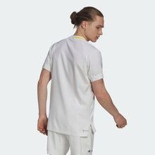 Load image into Gallery viewer, LONDON STRETCH WOVEN TEE
