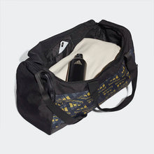 Load image into Gallery viewer, ESSENTIALS LINEAR GRAPHIC MEDIUM DUFFEL BAG
