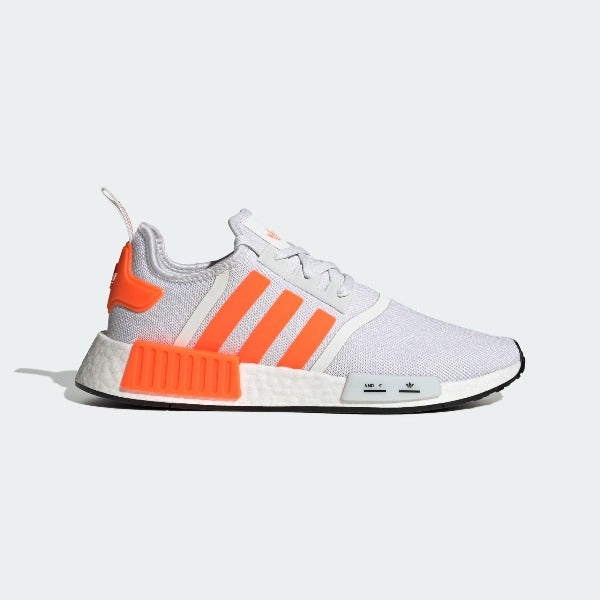 adidas gazelle silver green womens HQ4463.jpg?v=1681986173