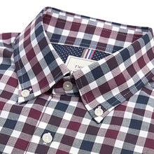 Load image into Gallery viewer, Burgundy Red Regular Fit Single Cuff Easy Iron Button Down Oxford Shirt
