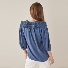 Load image into Gallery viewer, Blue Linen Blend Embroidered Collar Top
