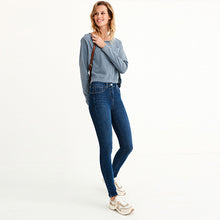 Load image into Gallery viewer, Chambray Blue Washed Pocket Long Sleeve Top

