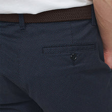 Load image into Gallery viewer, Navy Blue Ditsy Straight Fit Belted Chino Shorts With Stretch
