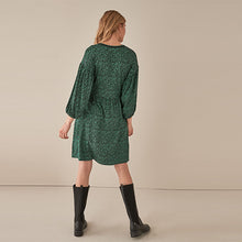 Load image into Gallery viewer, Green Print Lace Insert Dress
