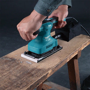 Makita MT Finishing Sander with Built-In Extraction System 190W