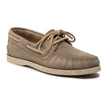 Load image into Gallery viewer, Men&#39;s Boat Shoes Fat Leather Beige

