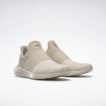 Load image into Gallery viewer, REEBOK LITE SLIP ON - Allsport
