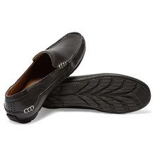 Load image into Gallery viewer, Men&#39;s black leather loafers
