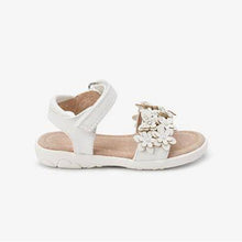 Load image into Gallery viewer, WHITE 3D Flower Sandals - Allsport
