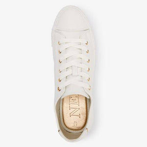 WHITE BASEBALL LACE UP TRAINERS - Allsport