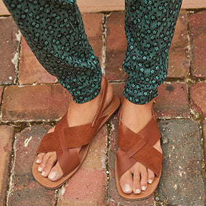 Tan Brown Forever Comfort® Crossover Leather Sandals