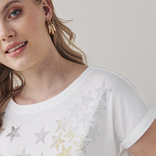 Load image into Gallery viewer, White Star Curved Hem T-Shirt
