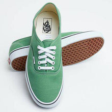 Load image into Gallery viewer, VANS AUTHENTIC GRASS GREEN/TRUE WHITE SHOES - Allsport
