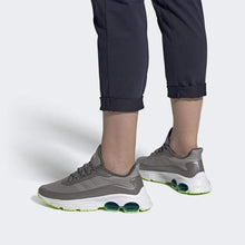 Load image into Gallery viewer, QUADCUBE SHOES - Allsport
