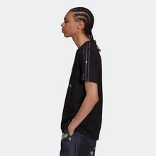Load image into Gallery viewer, GRAPHICS CAMO INFILL T-SHIRT

