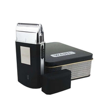 Load image into Gallery viewer, WAHL TRAVEL SHAVER/ 3 PIN
