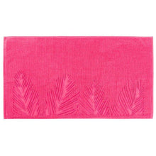 Load image into Gallery viewer, Drap de bain bouclette de coton brodé fresque jungle tropicale Jalapao fuchsia - Allsport
