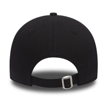 Load image into Gallery viewer, New York Yankees Essential Black 9FORTY Cap

