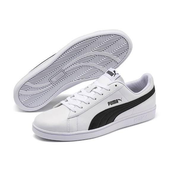 Black and clearance white pumas